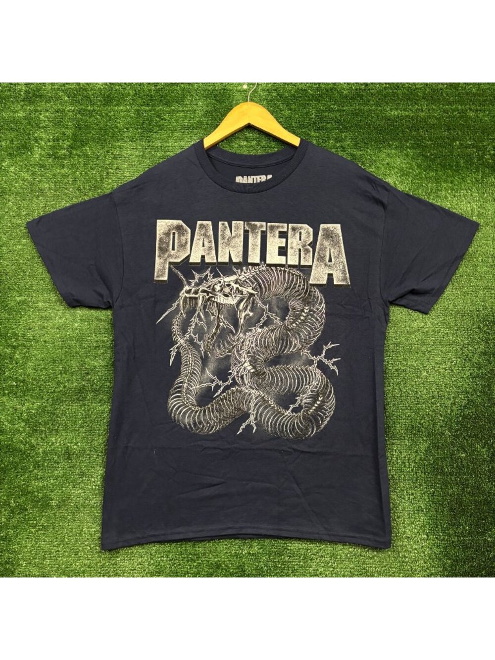 Pantera Electrified Skeletal Snake Thrash Metal Band T-Shirt Size Large